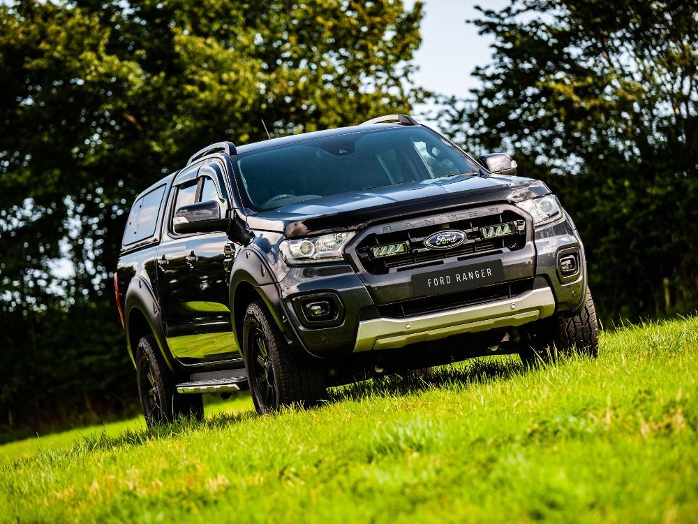 LAZER LAMPS Kühlergrill-Kit FORD Ranger (2019-2022) Triple-R 750 G2