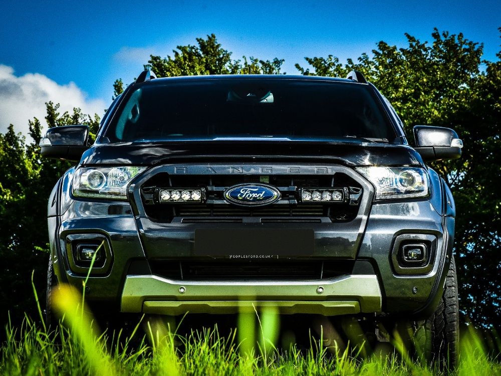LAZER LAMPS Kühlergrill-Kit FORD Ranger (2019-2022) Triple-R 750 G2