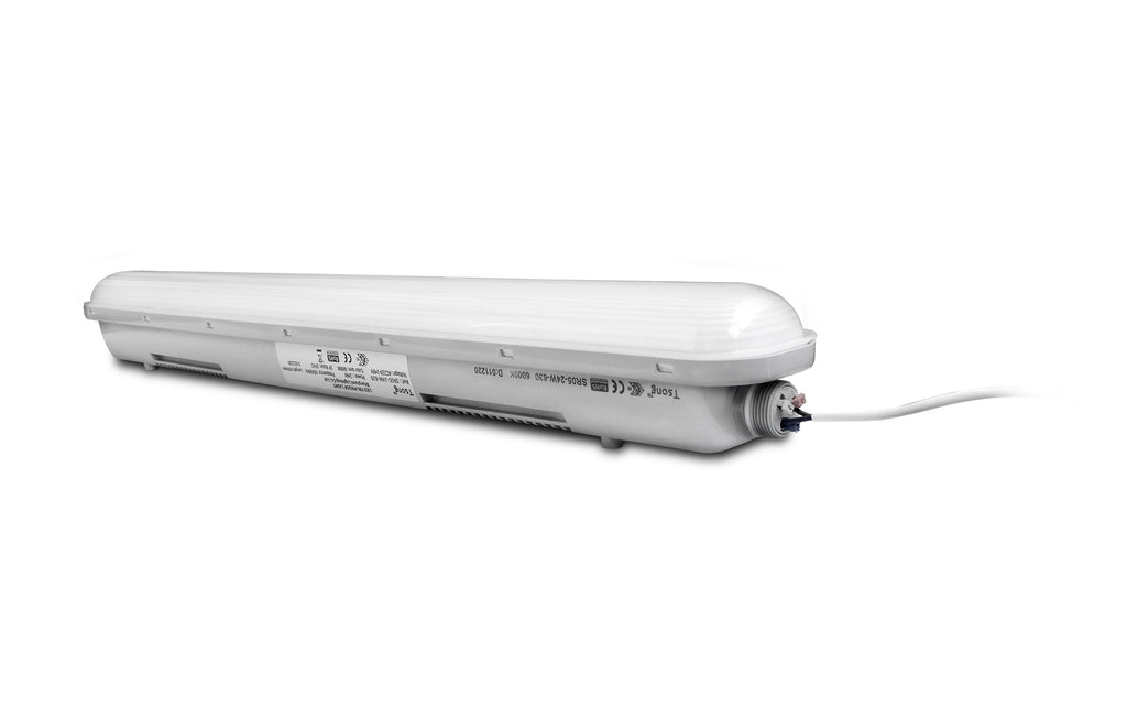 LED wet-room luminaire TriProof 150cm 50W K4000-K6000