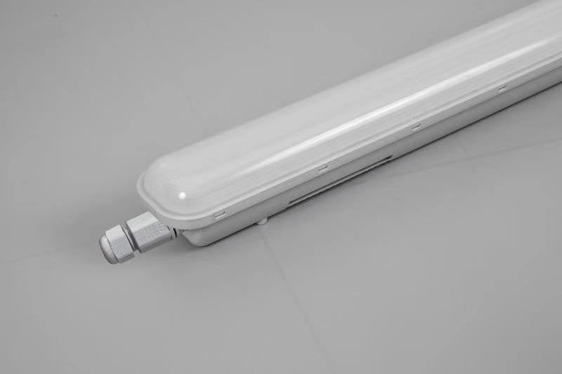 LED wet-room luminaire TriProof 60cm 24W K4000-K6000