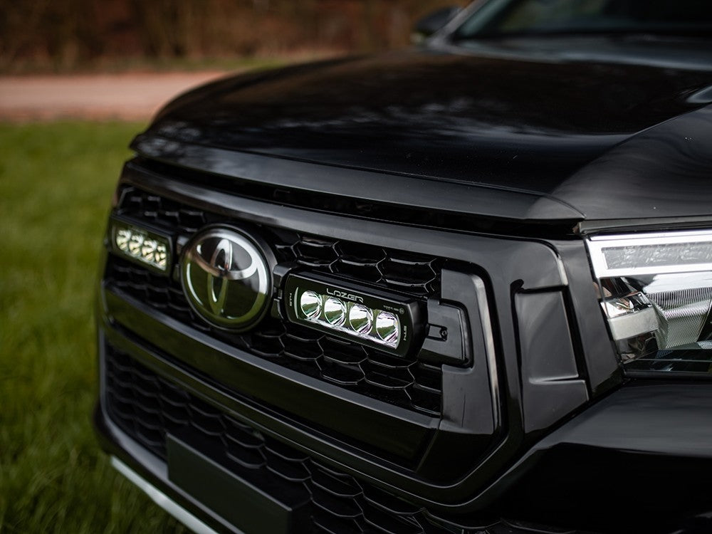 LAZER LAMPS grille kit TOYOTA Hilux INVINCIBLE X (2018+) ST4