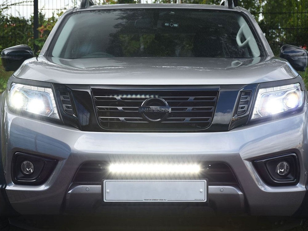 LAZER LAMPS Kühlergrill Kit NISSAN Navara (2014+) Linear 18