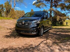 LAZER LAMPS Kühlergrill-Kit  Renault Trafic (2019-2023)Triple-R 750 Gen2