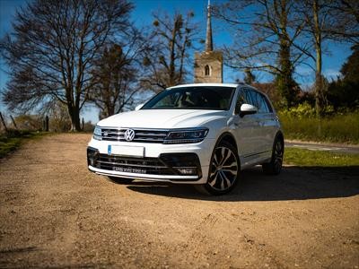 LAZER LAMPS Mounting Kit VW Tiguan 2016+ for ST4 / ST12